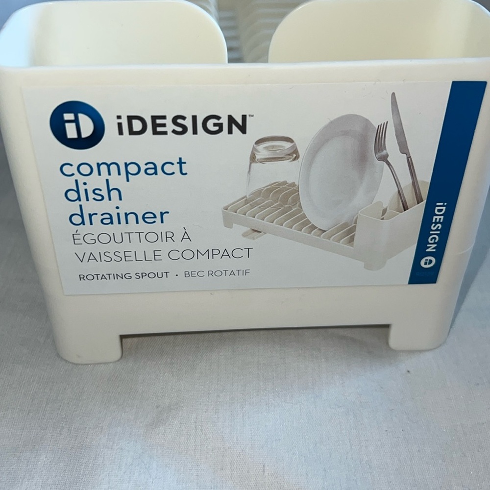 Compact Dish Drainer with Swivel Spout